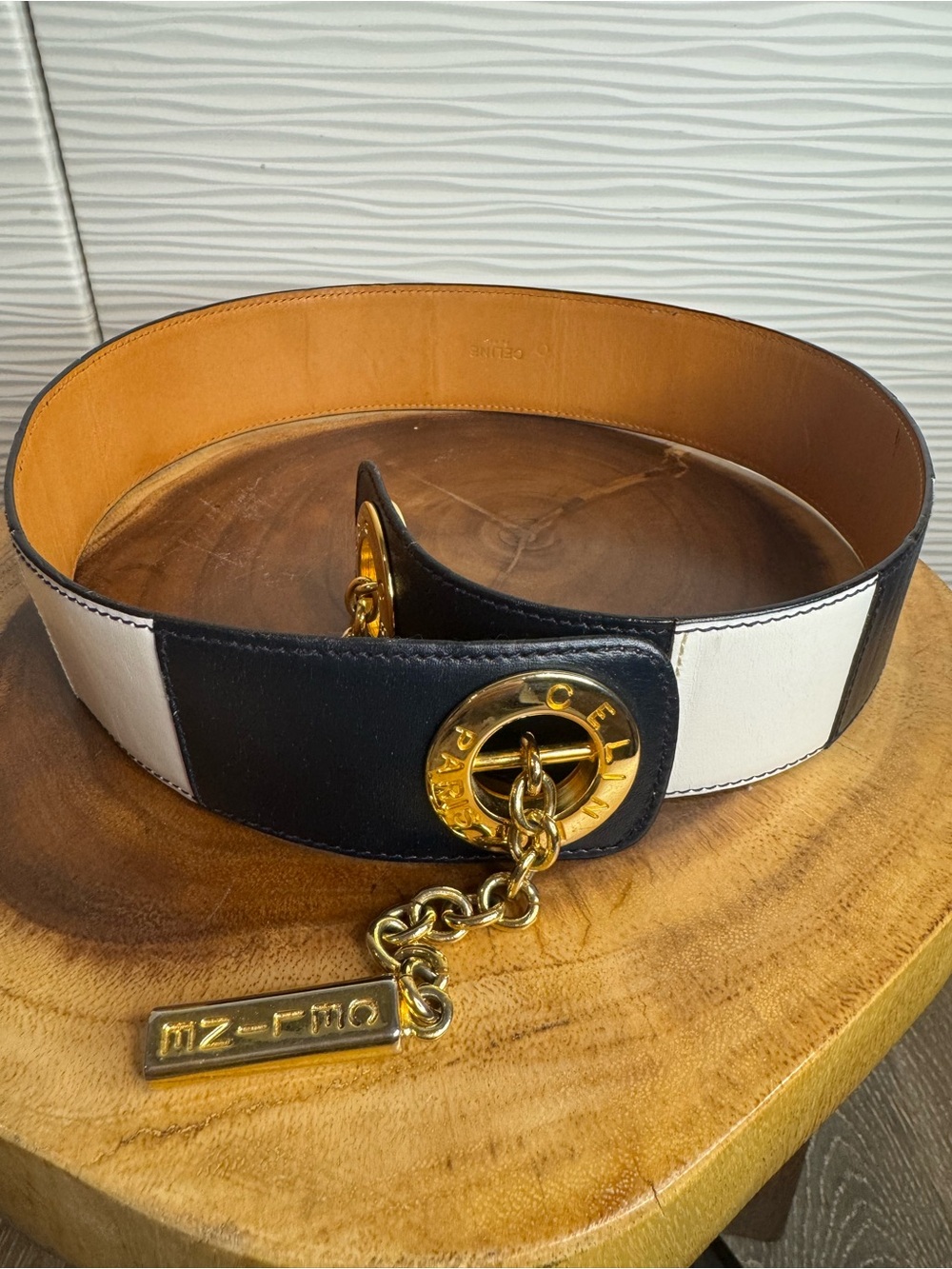 Celine-Black & White Panel Waist Belt with Gold Chain Accent- size 80 (euro) - Picture 4 of 13